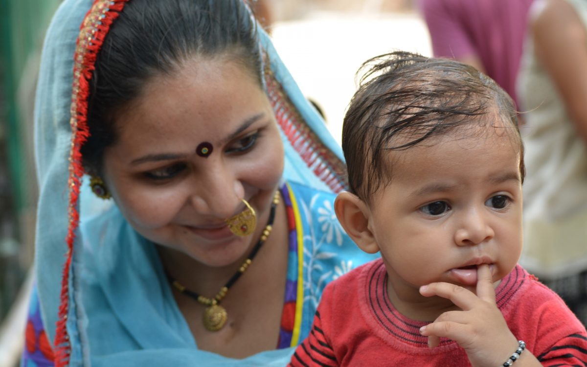 HEALTHY FAMILIES, HEALTHY COMMUNITIES